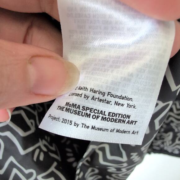 Unisex UNIQLO MoMA SPRZNY reversible packable Keith Haring puffer vest black L - Picture 9 of 10